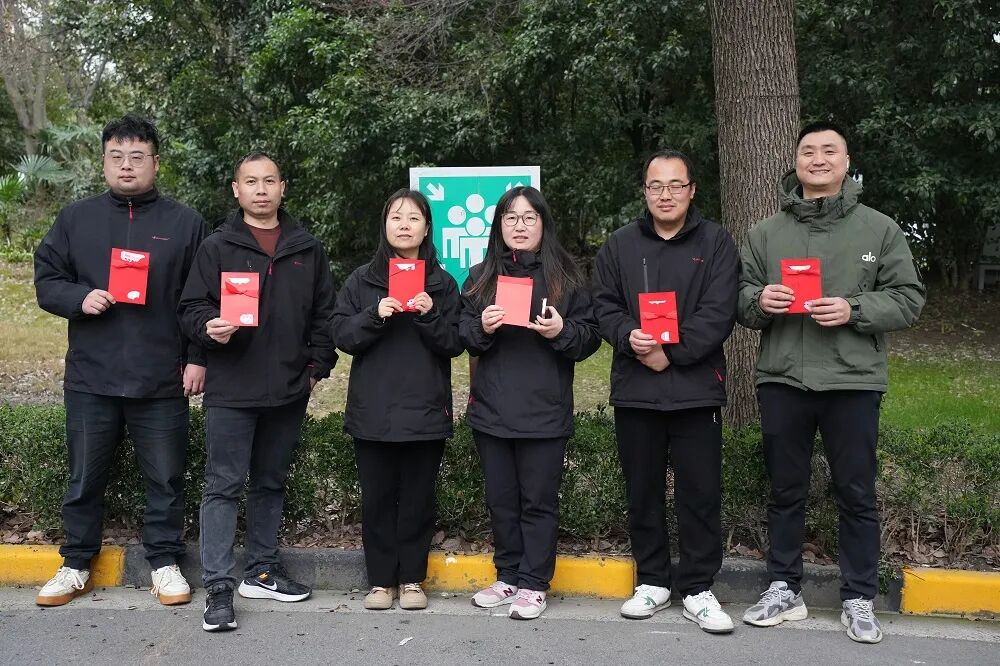 团结协作，共创辉煌——公司趣味拔河活动精彩回顾