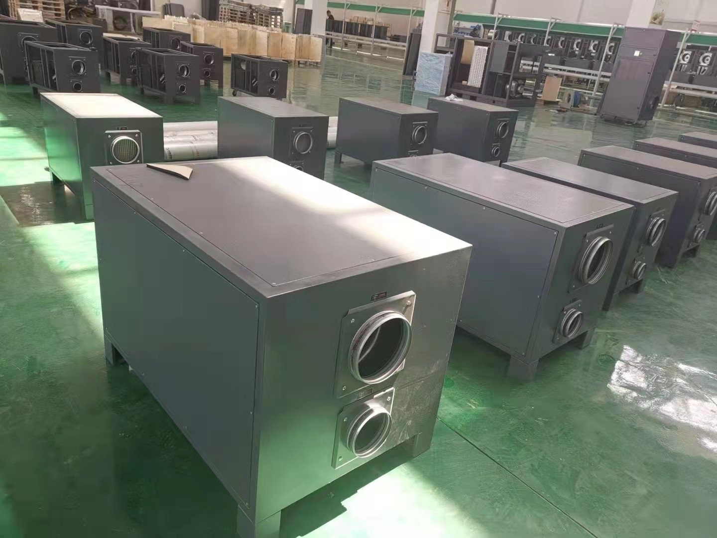 冷凍除濕機、管道除濕機和轉輪除濕機三大主流機型技術特點及適用場景